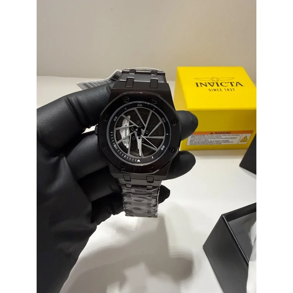 Invicta Speedway Rim Men's Watch - 42mm, Black (70037) with case